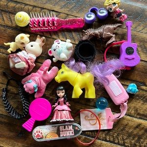 Assorted small toys